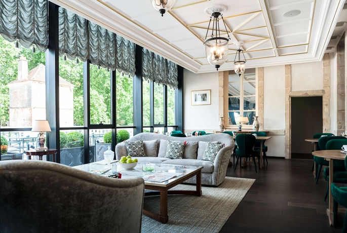 Imagen de los interiores del Hotel Chateau De Saulon. Foto 17