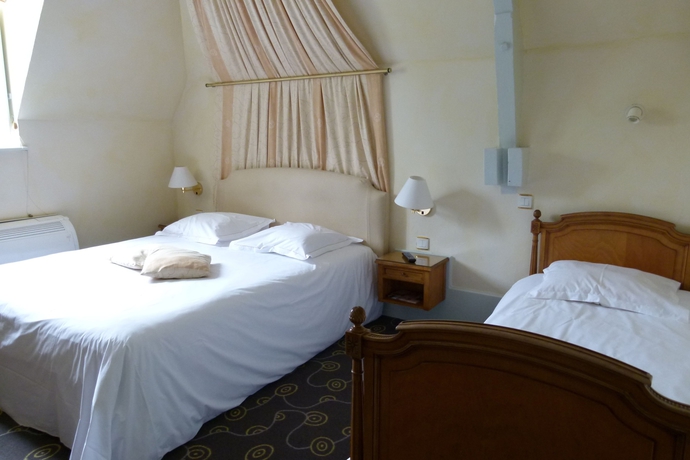 Imagen de la habitación del Hotel Chateau De Saulon. Foto 13