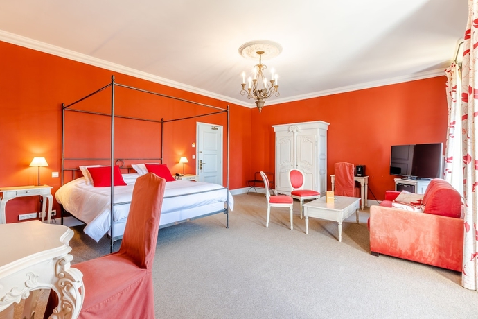 Imagen de la habitación del Hotel Chateau Des Fines Roches. Foto 2