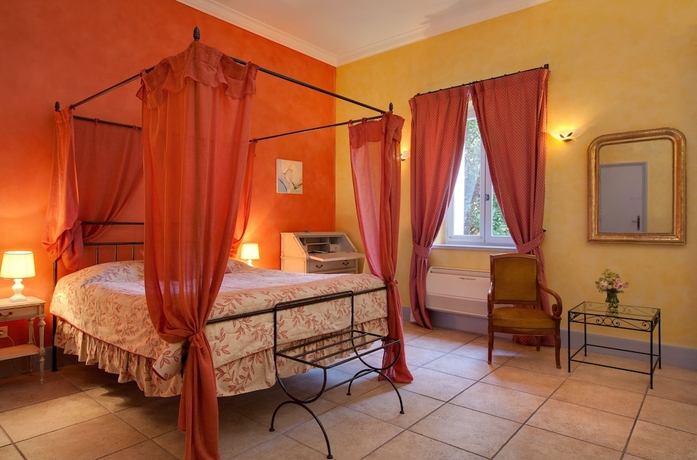 Imagen de la habitación del Hotel Chateau Des Fines Roches. Foto 8