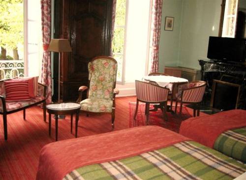 Imagen de la habitación del Hotel Chateau Des Jacobins. Foto 9