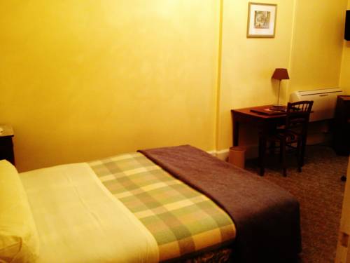 Imagen de la habitación del Hotel Chateau Des Jacobins. Foto 10