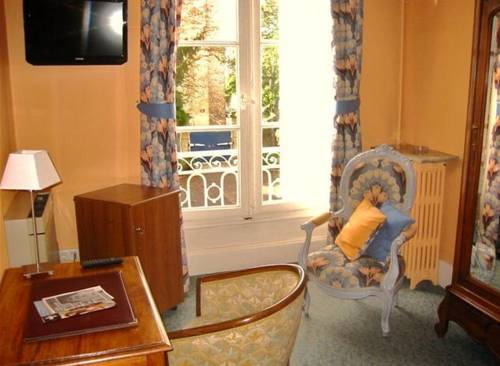 Imagen de la habitación del Hotel Chateau Des Jacobins. Foto 14