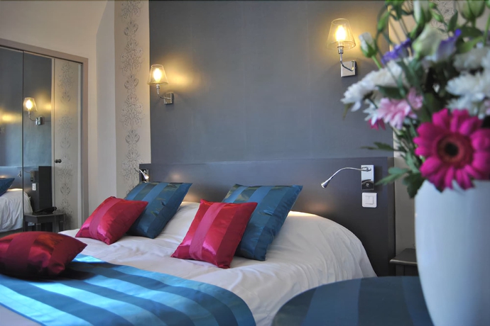 Imagen de la habitación del Hotel Chateau Des Reynats. Foto 7