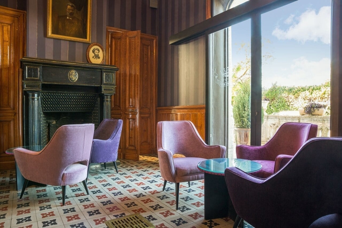 Imagen de los interiores del Hotel Chateau Des Reynats. Foto 19