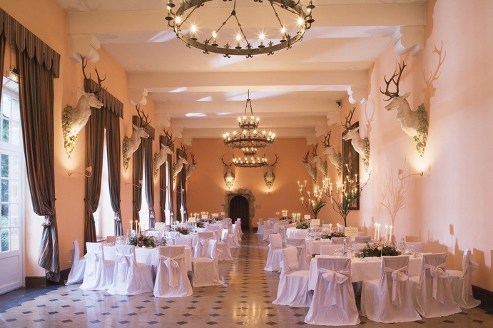 Imagen de los interiores del Hotel Chateau D'esclimont. Foto 9