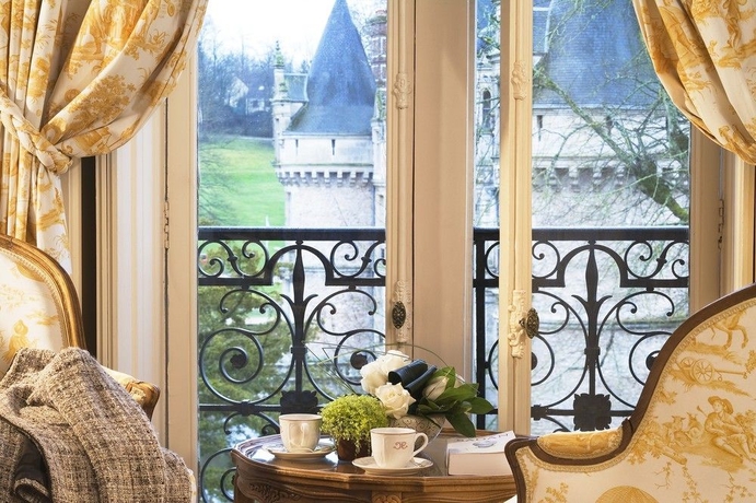 Imagen de los interiores del Hotel Chateau D'esclimont. Foto 13