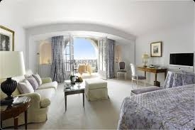 Imagen de la habitación del Hotel Chateau Du Domaine St Martin. Foto 3