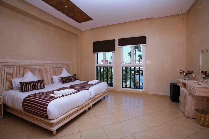 Imagen de la habitación del Hotel Chateau Eden El Rouh. Foto 4