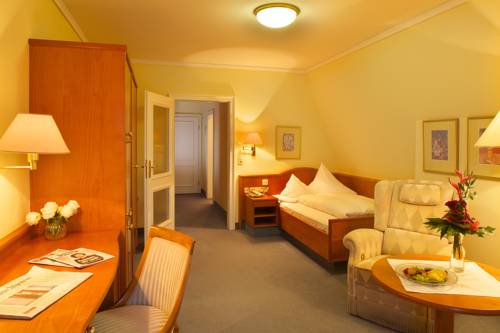 Imagen de la habitación del Hotel Chateau Fontenay. Foto 7