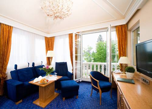 Imagen de la habitación del Hotel Chateau Fontenay. Foto 13