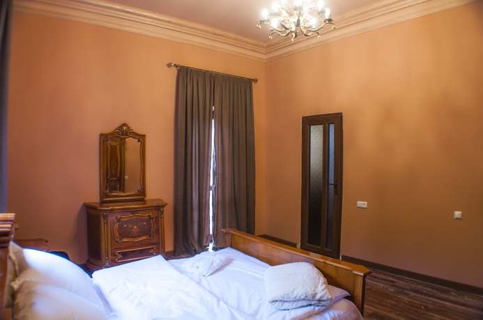 Imagen de la habitación del Hotel Chateau Gabriel. Foto 5