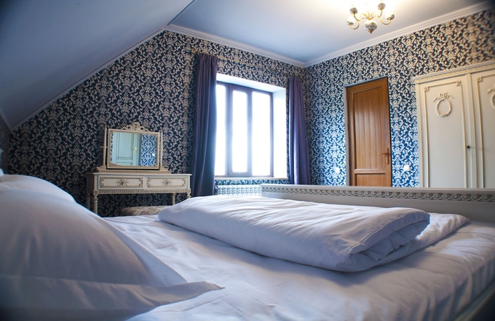 Imagen de la habitación del Hotel Chateau Gabriel. Foto 7