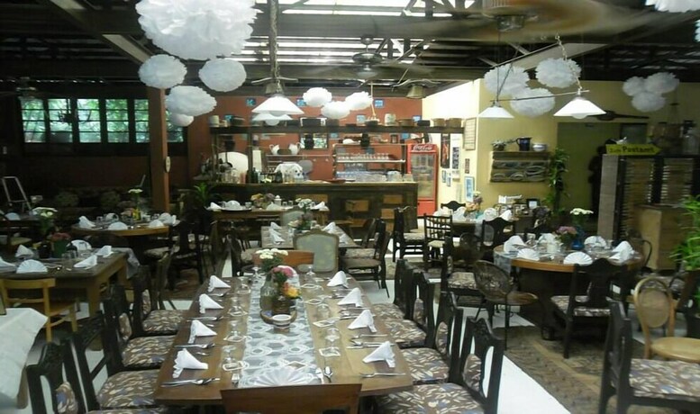 Imagen del bar/restaurante del Hotel Chateau Hestia. Foto 9