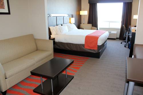 Imagen de la habitación del Hotel Chateau Inn & Suites Bonnyville. Foto 9
