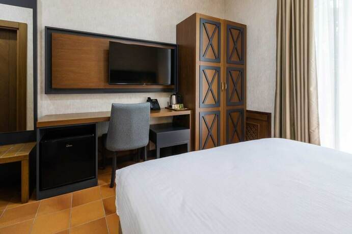 Imagen general del Hotel Chateau Kvirike. Foto 9