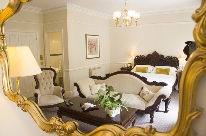 Imagen de la habitación del Hotel Chateau La Chaire. Foto 13