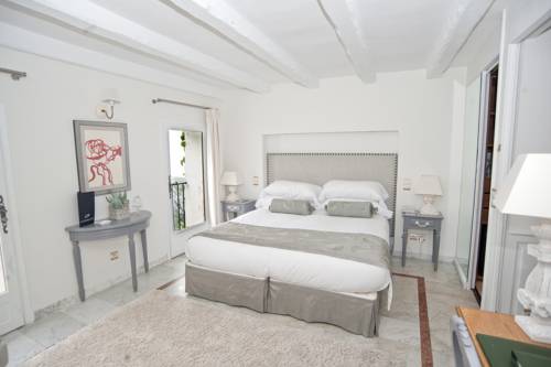 Imagen de la habitación del Hotel Chateau La Chèvre D'or. Foto 5