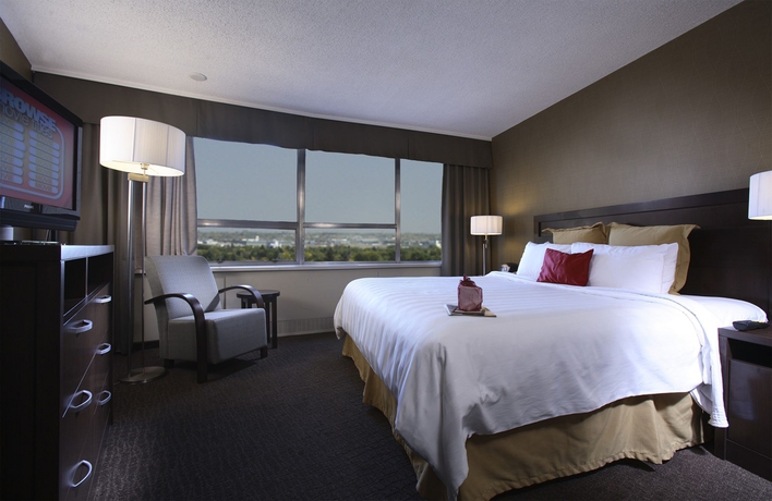 Imagen de la habitación del Hotel Chateau Lacombe. Foto 9