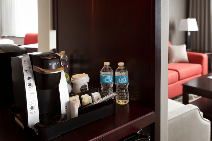 Imagen de la habitación del Hotel Chateau Lacombe. Foto 10