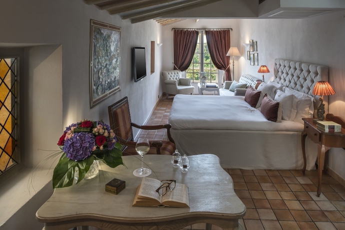 Imagen de la habitación del Hotel Chateau Le Cagnard. Foto 8