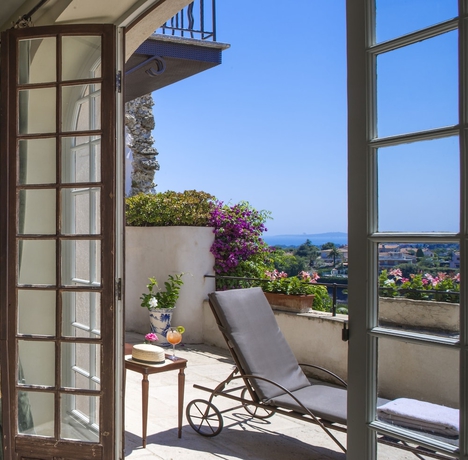 Imagen de la habitación del Hotel Chateau Le Cagnard. Foto 10