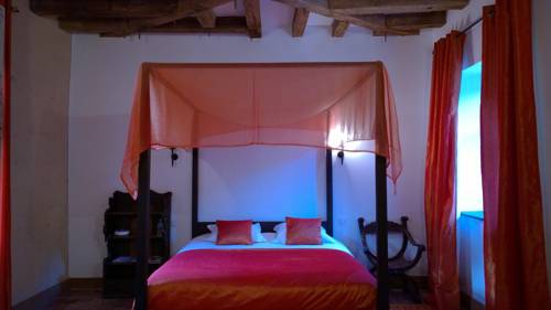 Imagen de la habitación del Hotel Chateau Le Sallay. Foto 14