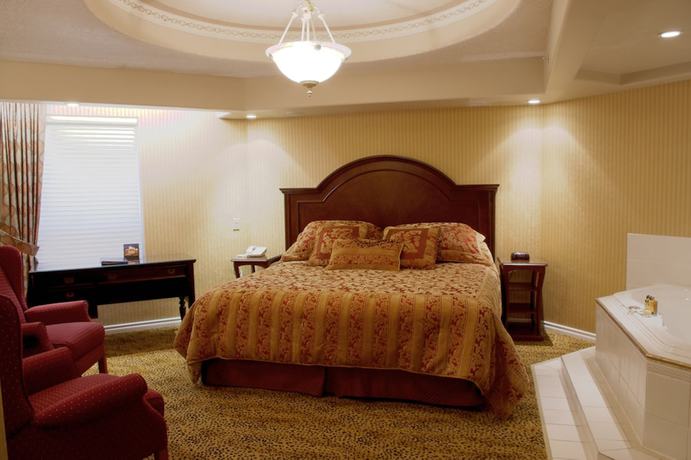Imagen de la habitación del Hotel Chateau Louis and Conference Centre. Foto 10