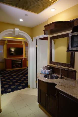 Imagen de la habitación del Hotel Chateau Louis and Conference Centre. Foto 19