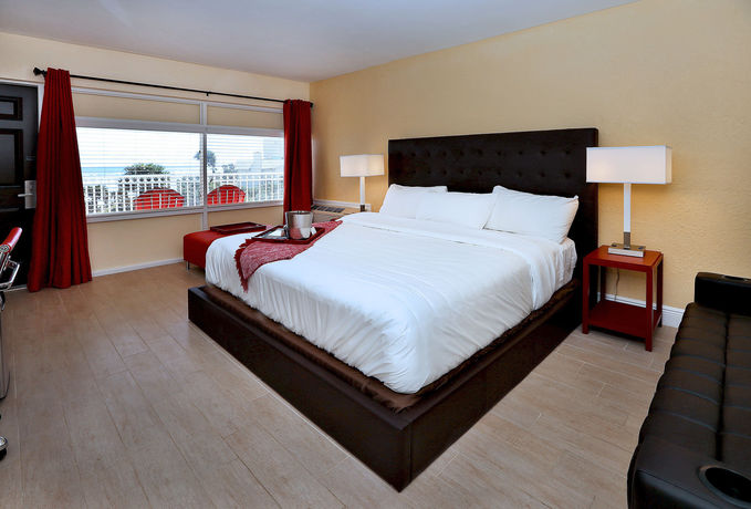 Imagen de los interiores del Hotel Chateau Mar Beach Resort. Foto 14