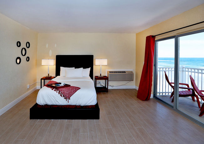 Imagen de los interiores del Hotel Chateau Mar Beach Resort. Foto 15
