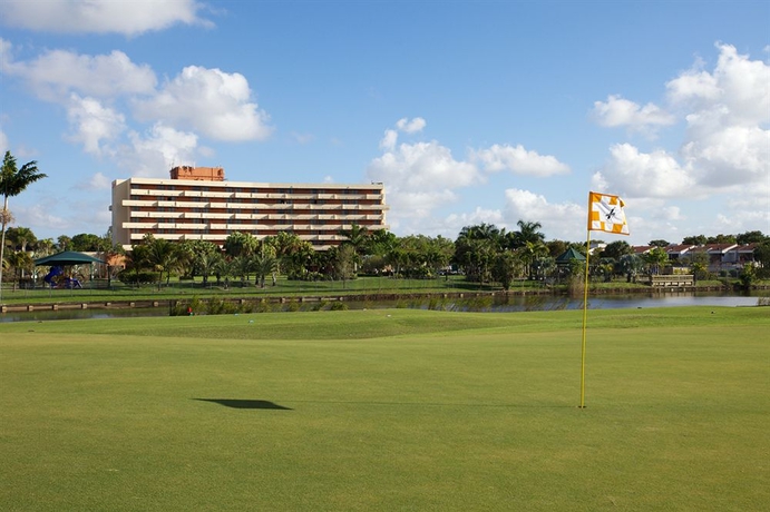 Imagen de los exteriores del Hotel Chateau Mar Golf Resort, Trademark Collection by Wyndham. Foto 13
