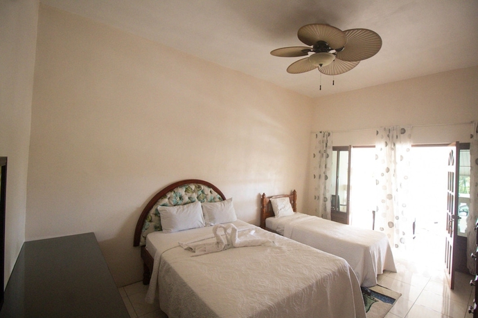 Imagen de la habitación del Hotel Chateau Margarite. Foto 17