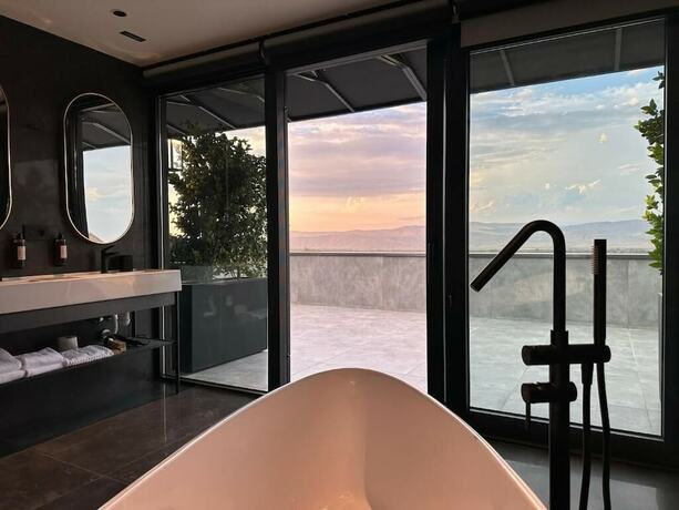 Imagen de la habitación del Hotel Chateau MephisKalaki. Foto 11