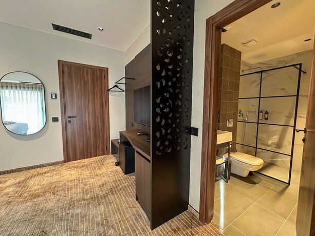 Imagen general del Hotel Chateau MephisKalaki. Foto 10