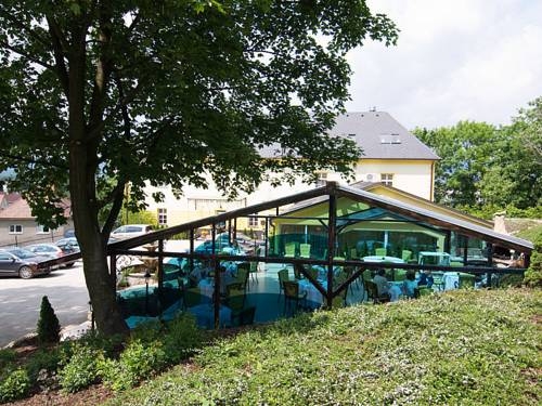 Imagen general del Hotel Chateau Mignon. Foto 8