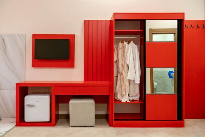 Imagen de la habitación del Hotel Chateau Milisi. Foto 12