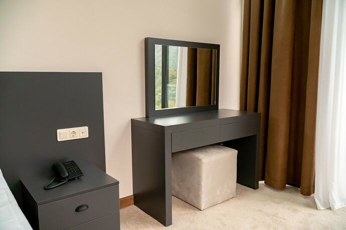 Imagen general del Hotel Chateau Milisi. Foto 4