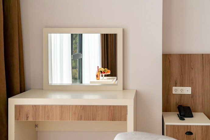 Imagen general del Hotel Chateau Milisi. Foto 10