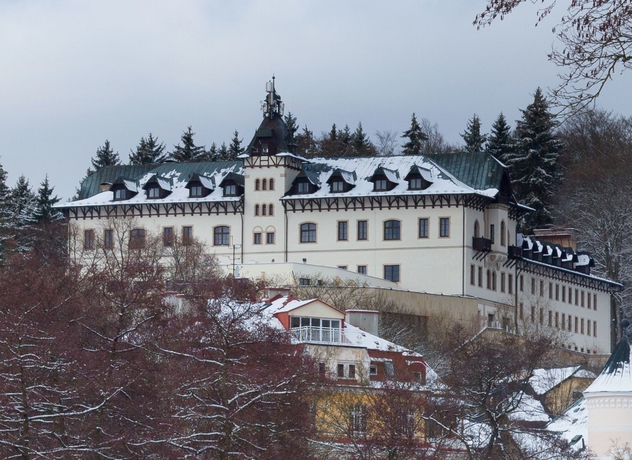 Imagen de los exteriores del Hotel Chateau Monty Spa Resort. Foto 6