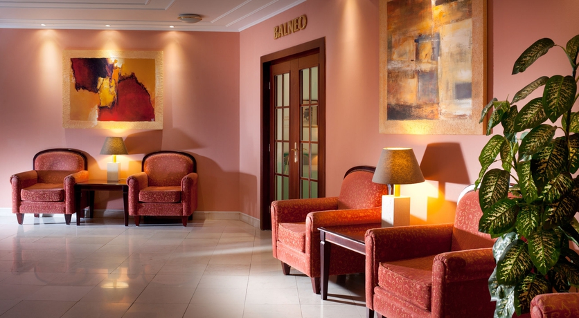 Imagen de los interiores del Hotel Chateau Monty Spa Resort. Foto 9
