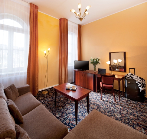 Imagen de los interiores del Hotel Chateau Monty Spa Resort. Foto 10