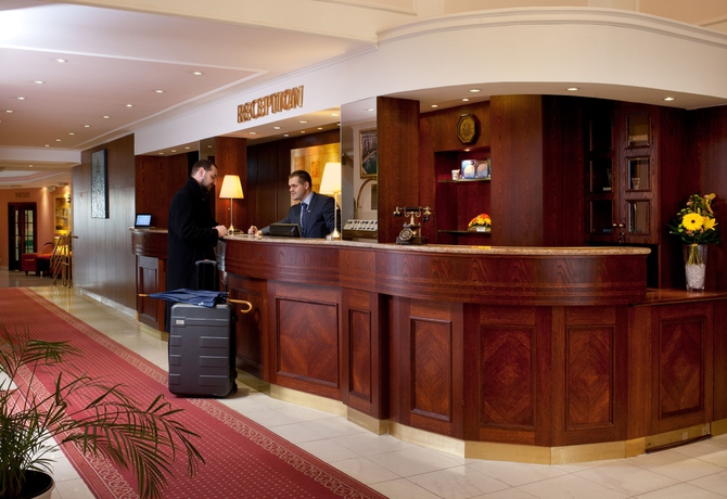 Imagen de los interiores del Hotel Chateau Monty Spa Resort. Foto 13