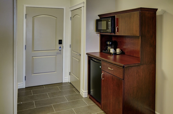 Imagen de la habitación del Hotel Chateau Nova Yellowhead. Foto 12