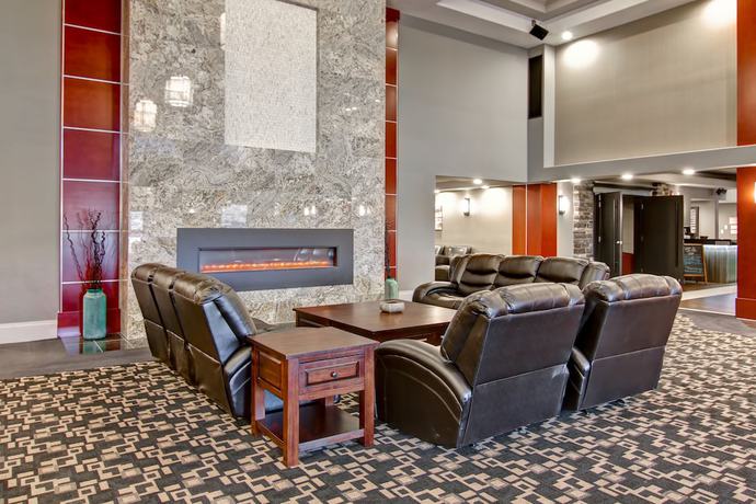 Imagen de los interiores del Hotel Chateau Nova Yellowknife. Foto 18