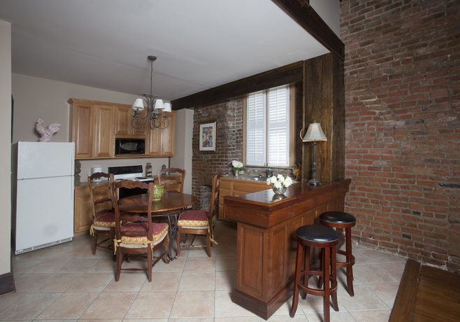 Imagen de la habitación del Hotel Chateau, Nueva orleans. Foto 3