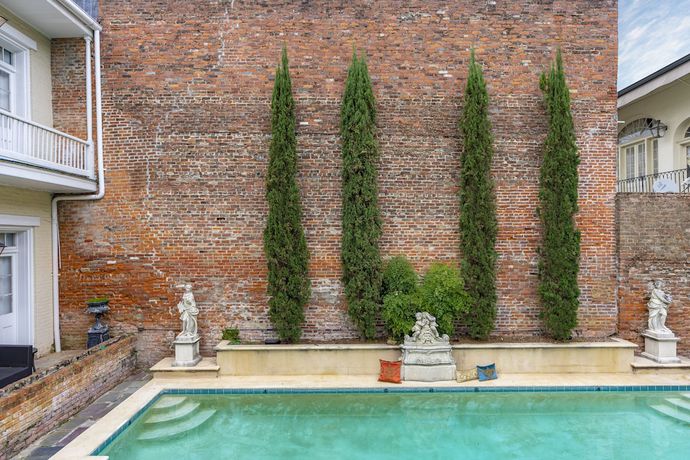 Imagen de la piscina del Hotel Chateau, Nueva orleans. Foto 18