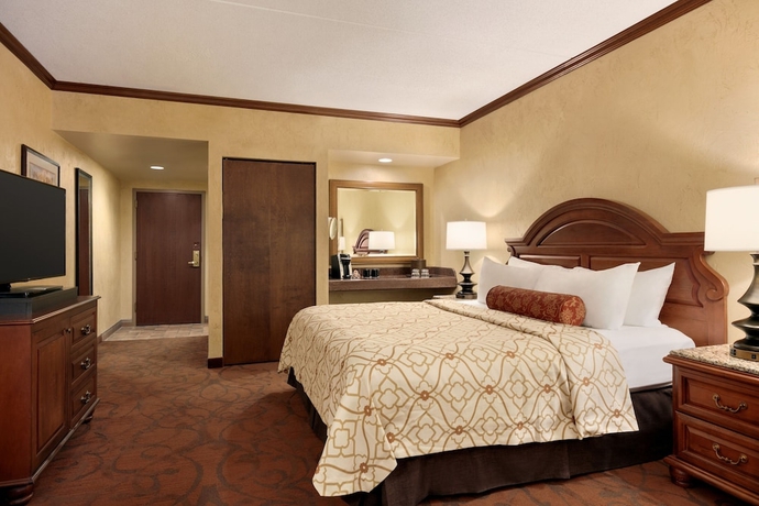 Imagen de la habitación del Hotel Chateau On The Lake Resort Spa and Convention Center. Foto 3