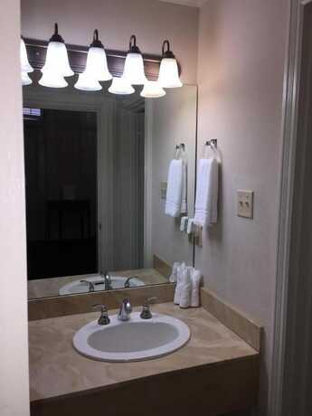 Imagen general del Hotel Chateau Orleans, Nueva orleans. Foto 8