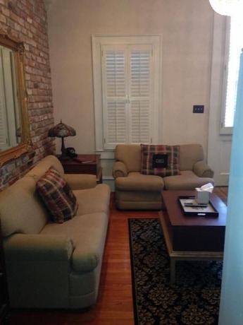 Imagen general del Hotel Chateau Orleans, Nueva orleans. Foto 10